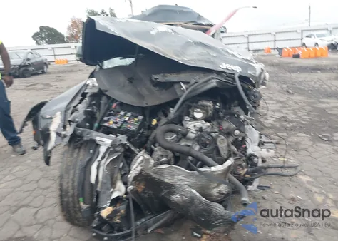 2019 Jeep Grand Cherokee Summit 4X4 из США, поврежденный, VIN 1C4RJFJT3KC541853